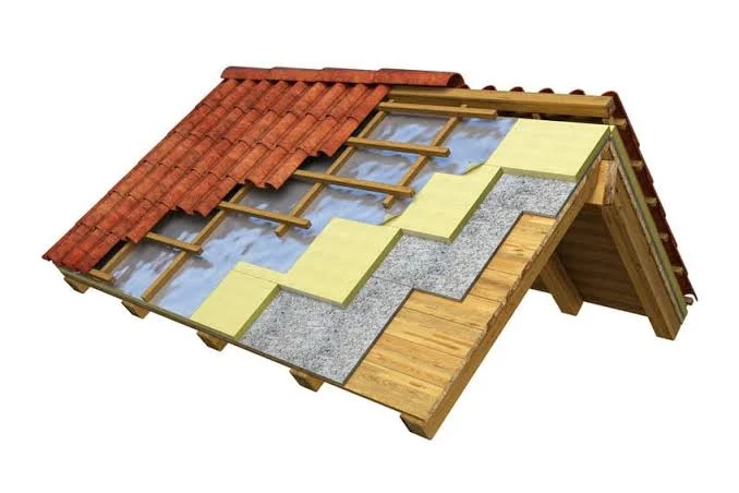 Diagram sistem ventilasi atap dengan genteng beton untuk sirkulasi udara optimal dan pengurangan panas